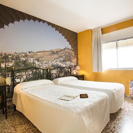 فندق Casa Salvador غرناطة الغرفة الصورة